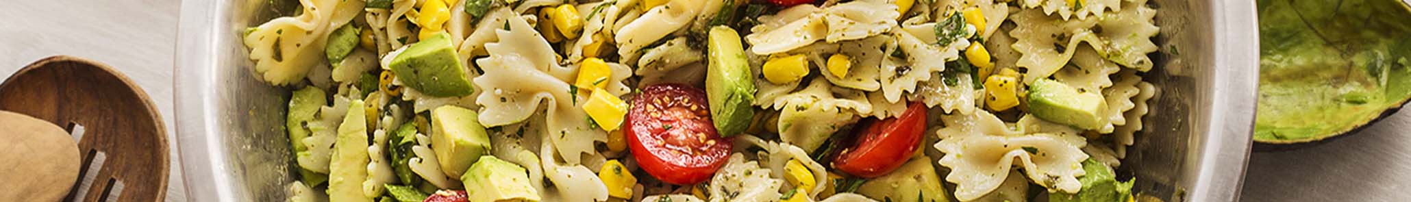 Avocado Pesto Pasta Salad