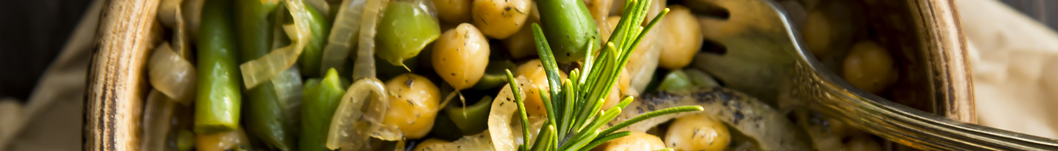 Green Beans with Crispy Chickpeas